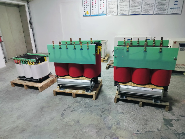 尖山KS11-1000KVA矿用变压器