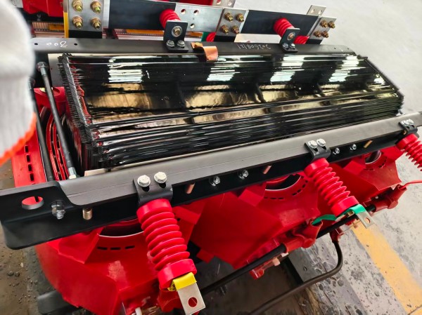 新一代SCB18尖山尖山尖山干式变压器 10kV 高效干式电力变压器